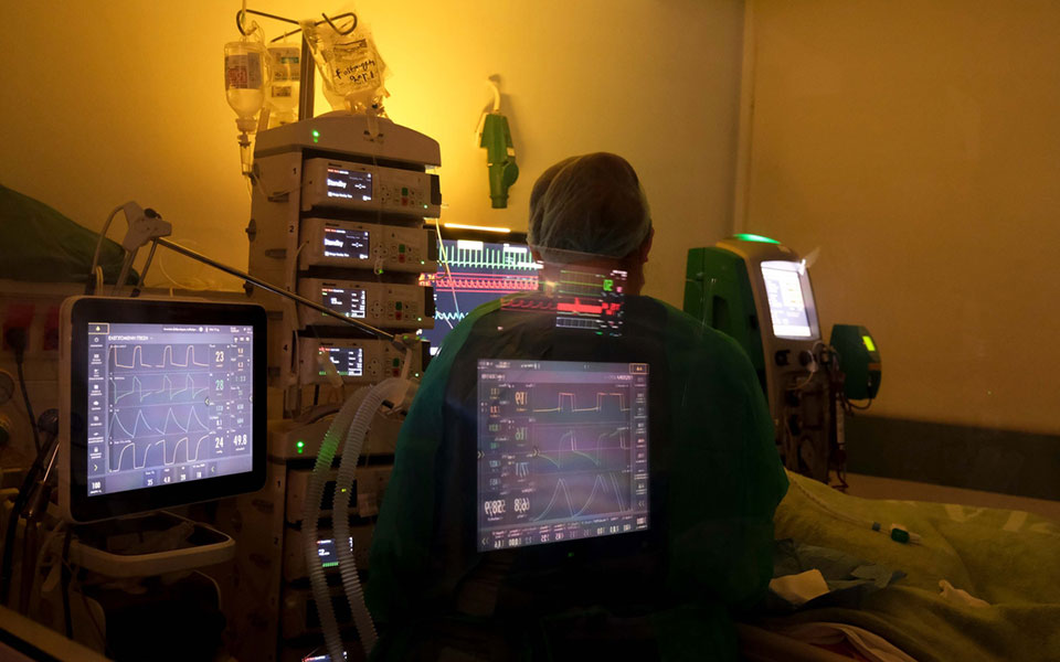 κορωνοϊός-2-972-νέα-κρούσματα-3-θάνατοι-125-δι-561441379