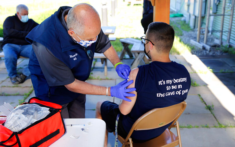 κορωνοϊός-δεν-φοβάμαι-να-βγω-έξω-η-561449527