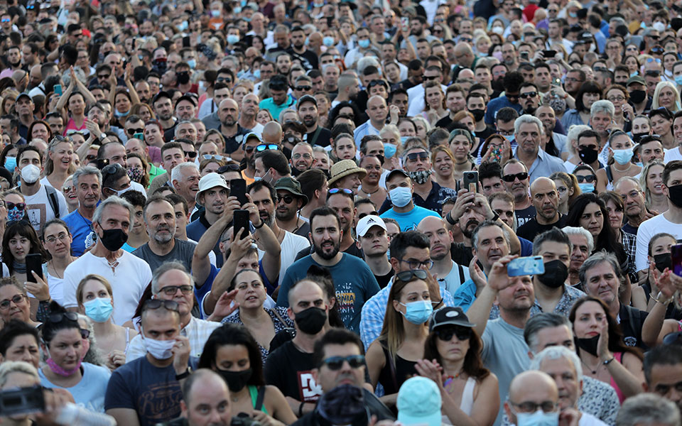 Συγκεντρώσεις κατά των εμβολίων με την Μετάλλαξη Δέλτα να καλπάζει-4