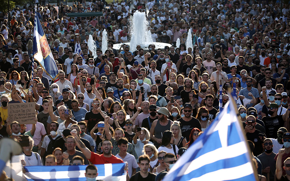 Συγκεντρώσεις κατά των εμβολίων με την Μετάλλαξη Δέλτα να καλπάζει-7