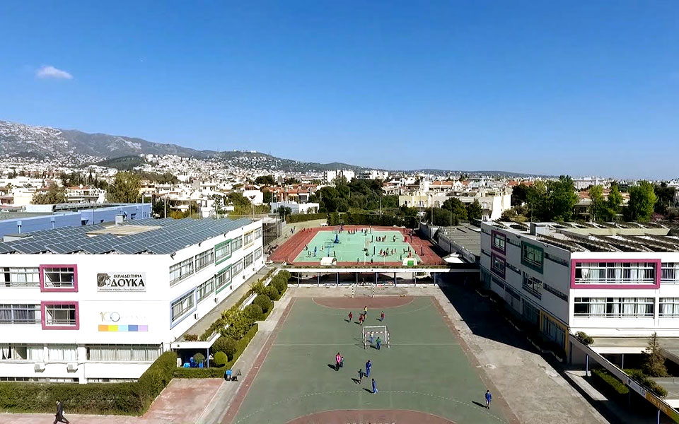 πρωτιές-και-διακρίσεις-εν-μέσω-πανδημ-561438607