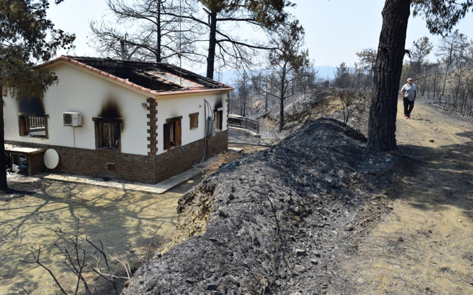 κύπρος-οδοιπορικό-στις-καμένες-περιο-561422944