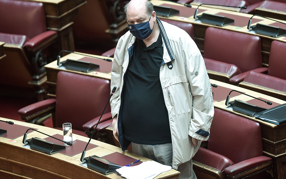 νίκος-φίλης-η-ανακοίνωση-των-ελάχιστω-561438874