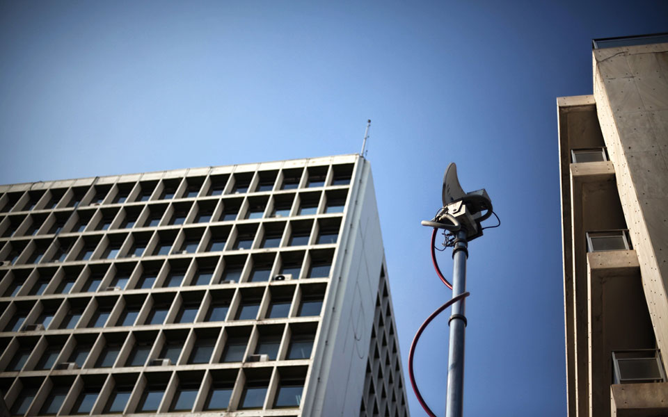 ηλιούπολη-19χρονη-καταγγέλλει-αστυνομ-561429565