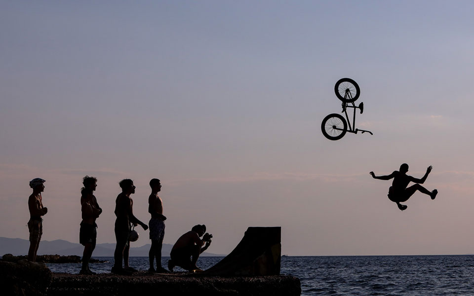 καύσωνας-ιστορικό-κύμα-θερμοκρασίε-561451291