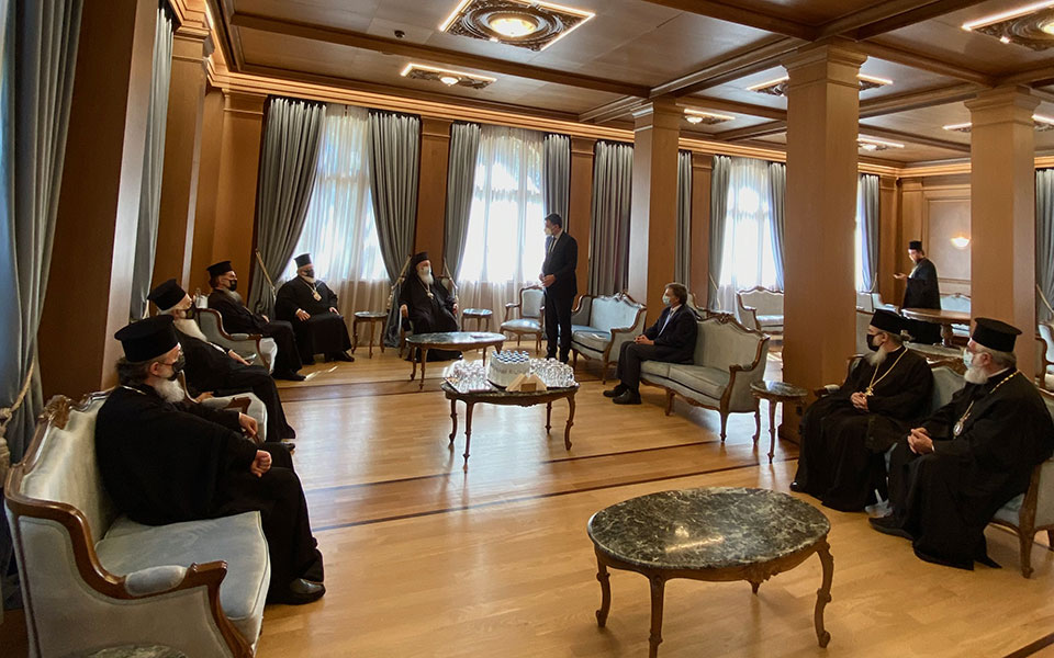 Ιερώνυμος: Συνοδοιπόρος η Εκκλησία στην προσπάθεια για το καλό του λαού-2