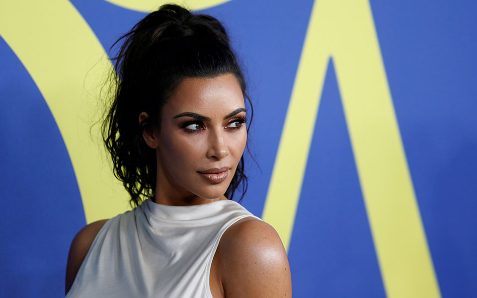 η-νέα-συλλογή-εσωρούχων-της-κιμ-καρντά-561435928