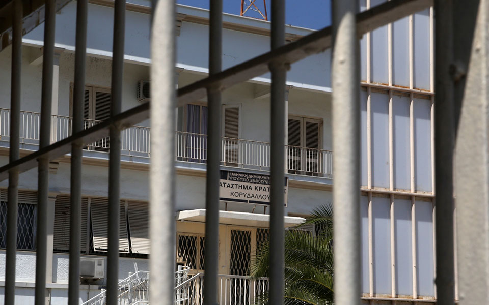 σύλληψη-ατόμου-που-προσπάθησε-να-περά-561429631