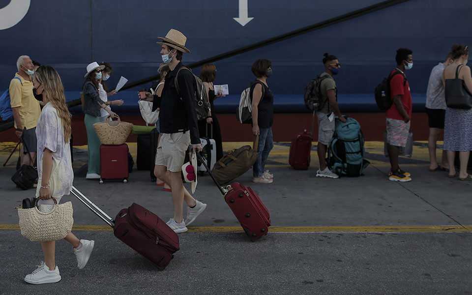 κορωνοϊός-14-επιβεβαιωμένα-κρούσματα-σ-561425932