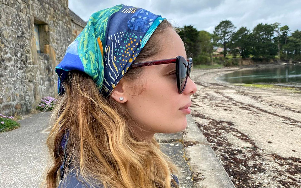 6-τρόποι-να-φορέσετε-το-φουλάρι-στα-μαλλ-561450415