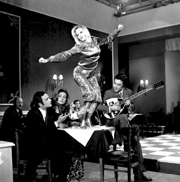 Τόλης Βοσκόπουλος: «Πού να βάλω την τζίφρα μου;» – Σημαντικοί σταθμοί της ζωής του, άγνωστα περιστατικά-1