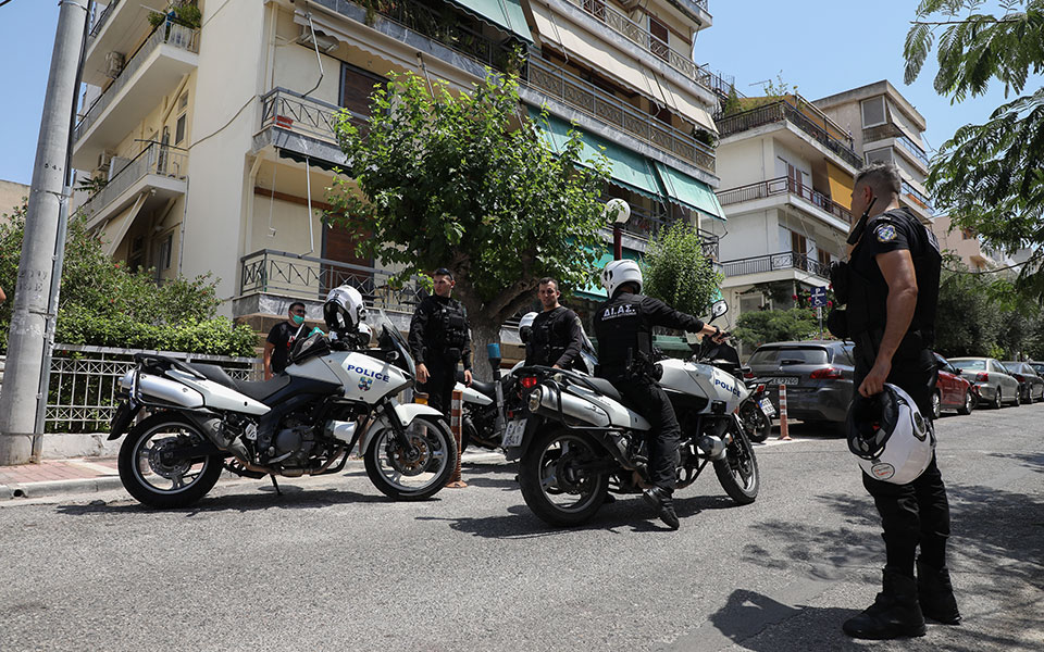 δάφνη-δολοφόνησε-τη-γυναίκα-του-και-πα-561451828