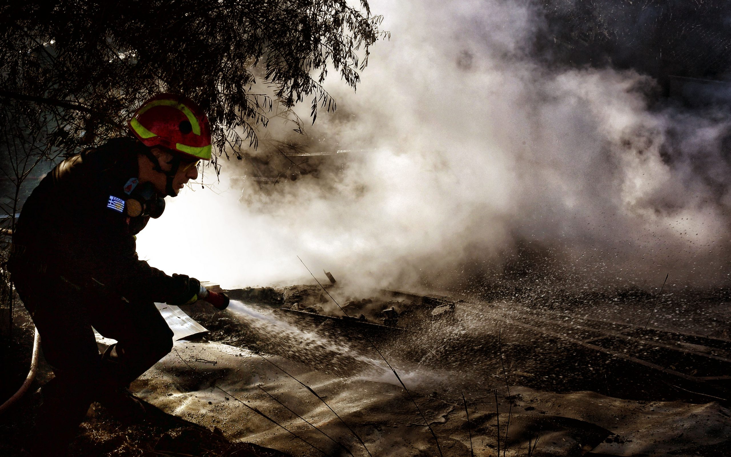 υπό-μερικό-έλεγχο-η-πυρκαγιά-στο-πανόρ-561429709