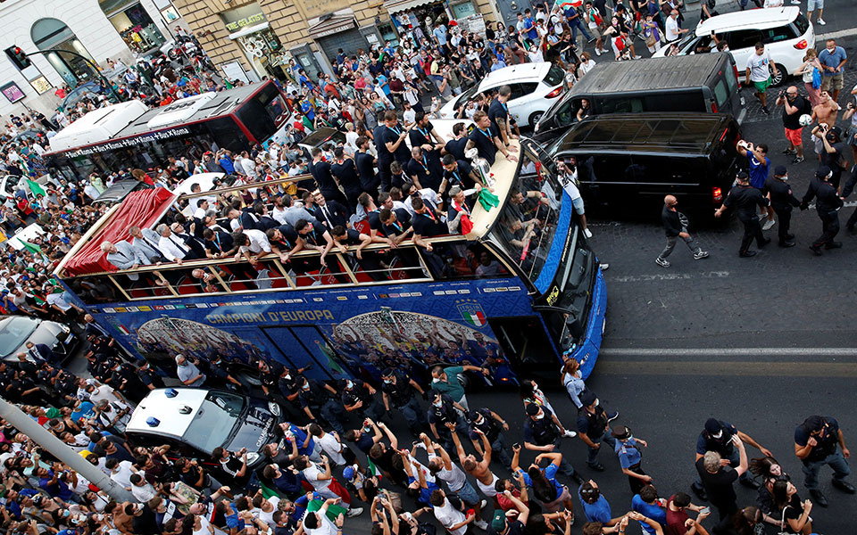 ιταλία-μέσα-σε-μια-εβδομάδα-πενταπλασ-561440119
