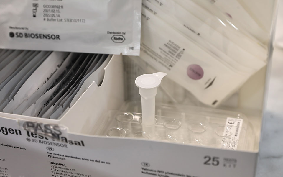 νόμιμη-η-διενέργεια-self-test-στα-σχολεία-561419623