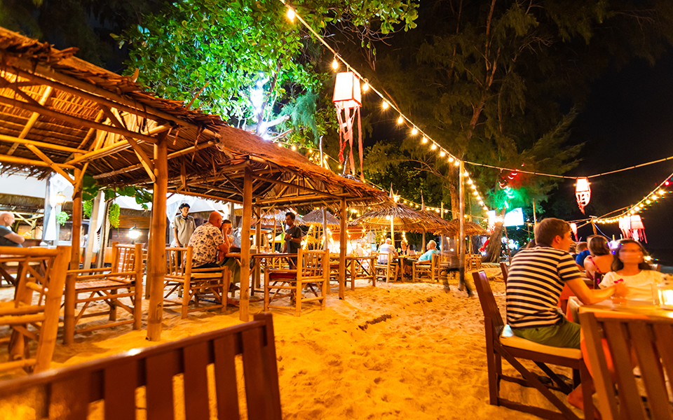 εστίαση-ψυχαγωγία-αλλάζουν-όλα-από-561434995