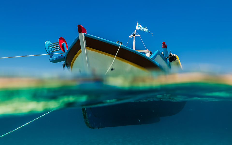 Αφιέρωμα New York Times στην Ελλάδα: «Ένα σχεδόν φυσιολογικό καλοκαίρι»-1