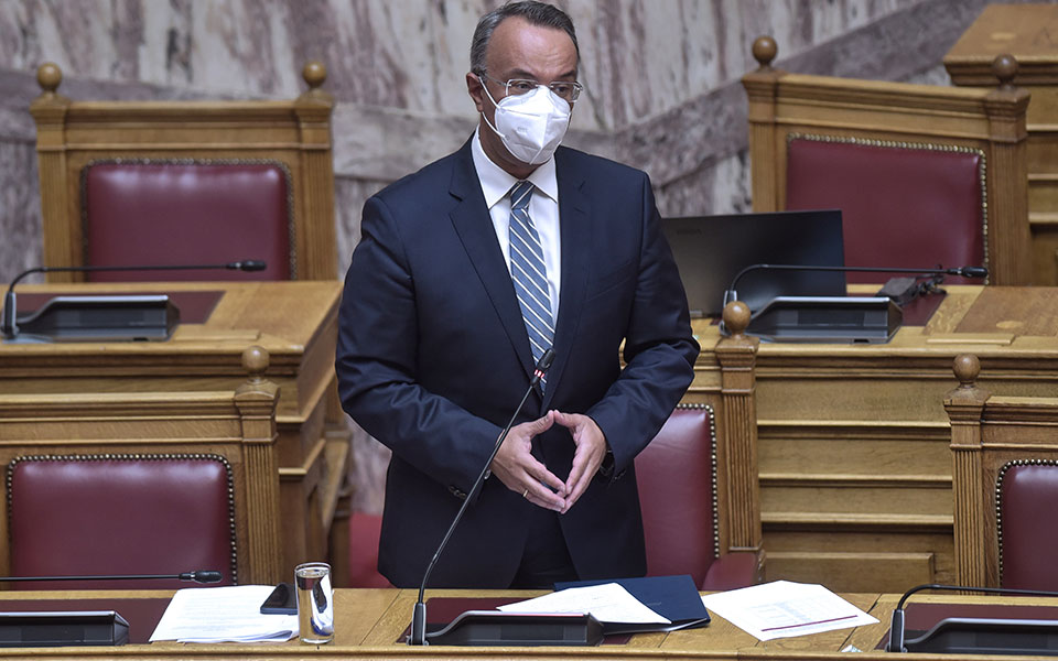 σταϊκούρας-το-50-των-φορολογούμενων-δεν-561440257