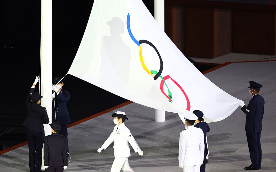 Ολυμπιακοί Αγώνες: Εντυπωσιακή τελετή σε άδειο γήπεδο-16