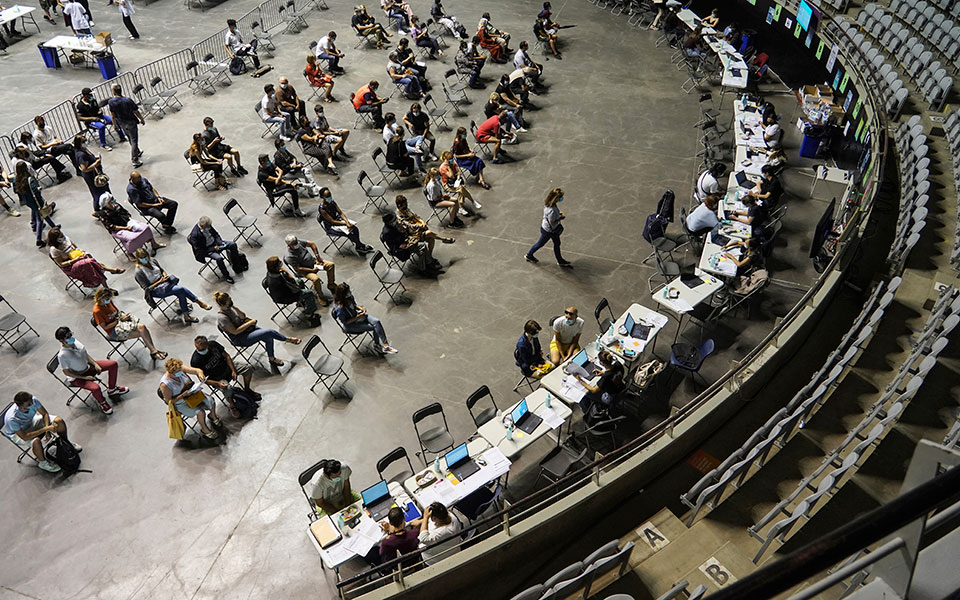 Μετάλλαξη Δέλτα: Πόσο αποτελεσματικά είναι τα εμβόλια;-3