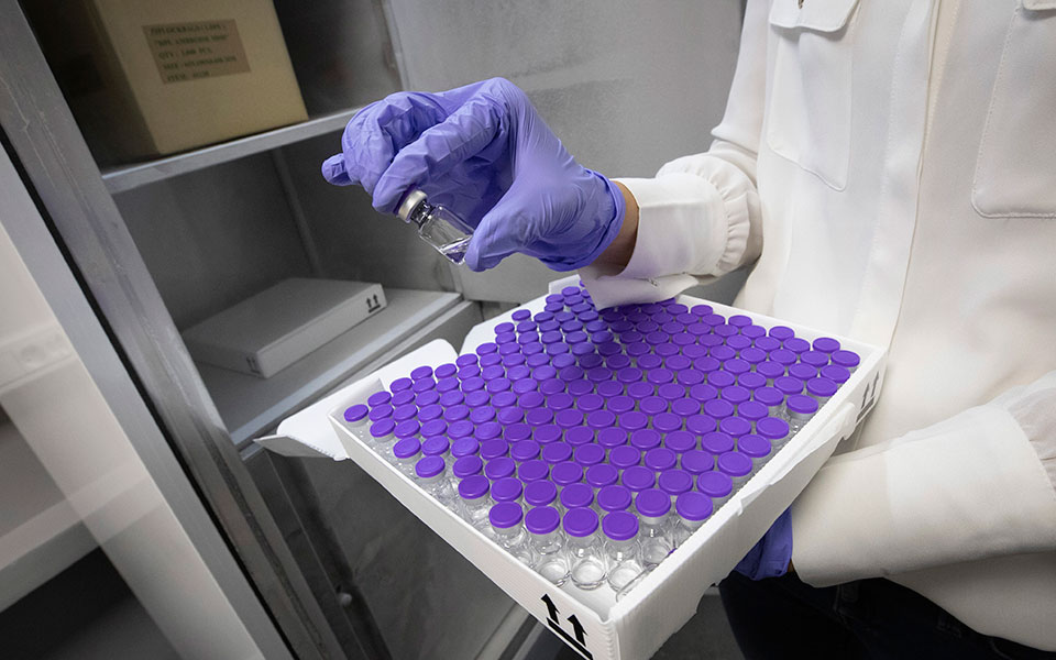 μετάλλαξη-δέλτα-πόσο-αποτελεσματικά-561427978