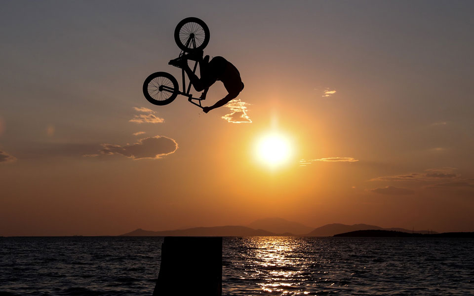 καύσωνας-θερμοκρασίες-άνω-των-40-σε-107-περ-561452140