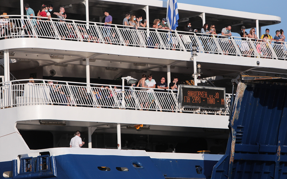Μετακινήσεις στα νησιά: Αλλάζουν όλα από τη Δευτέρα – Πότε απαιτείται τεστ, ποια είναι η διαδικασία επιβίβασης-3