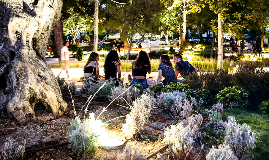 Tο καμάρι της Βουλιαγμένης-1