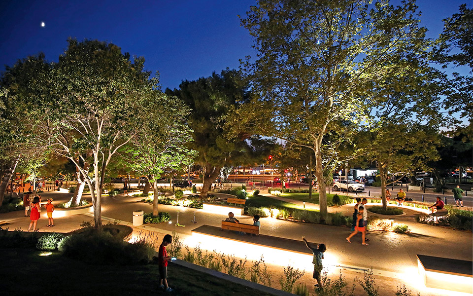 tο-καμάρι-της-βουλιαγμένης-561454411