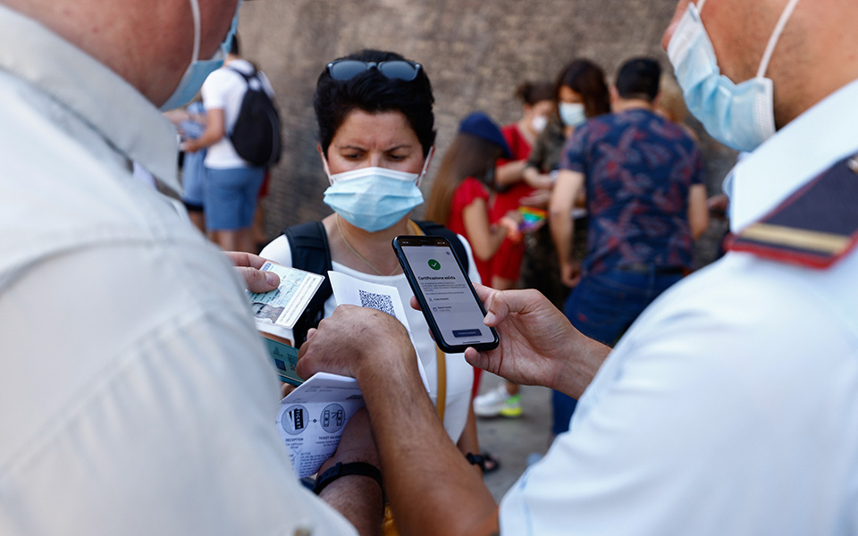 κορωνοϊός-τέσσερις-έλληνες-επιστήμο-561462862