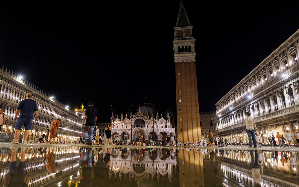 Βενετία: Πλημμύρισε εν μέσω Αυγούστου η πλατεία Αγίου Μάρκου (εικόνες – βίντεο)-3