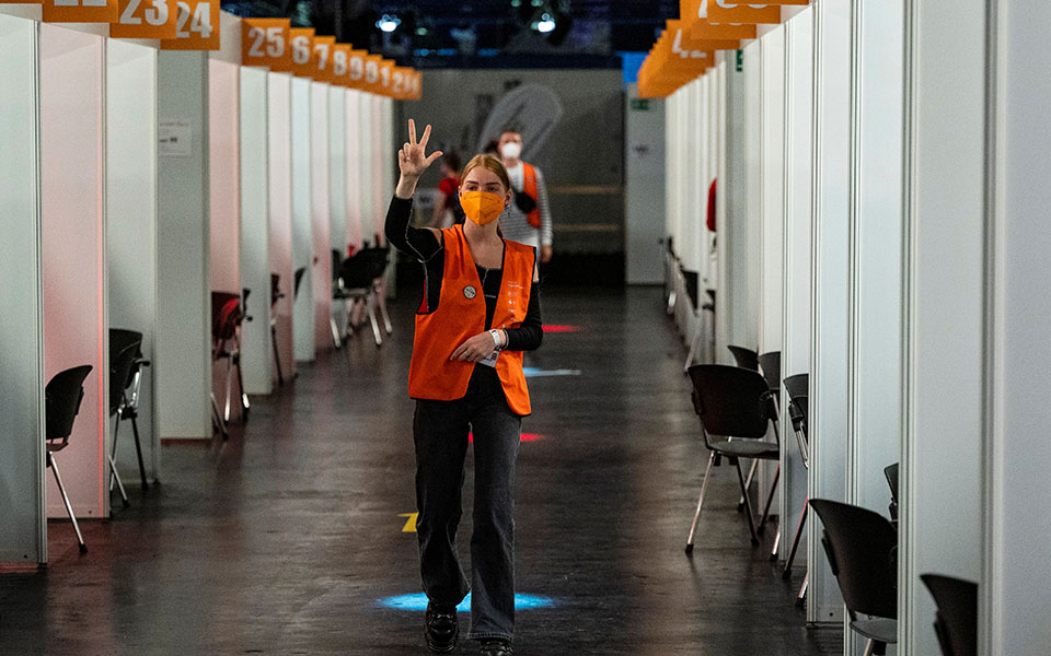 υπέρ-του-υποχρεωτικού-εμβολιασμού-οι-561476278