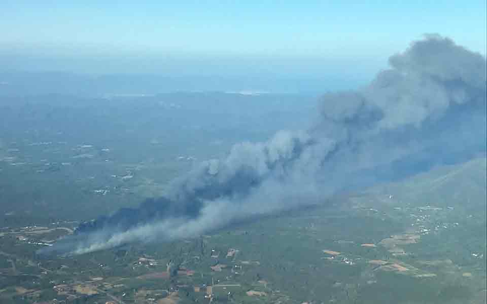 γαλλία-ένας-νεκρός-από-τη-φωτιά-στην-κυ-561469051