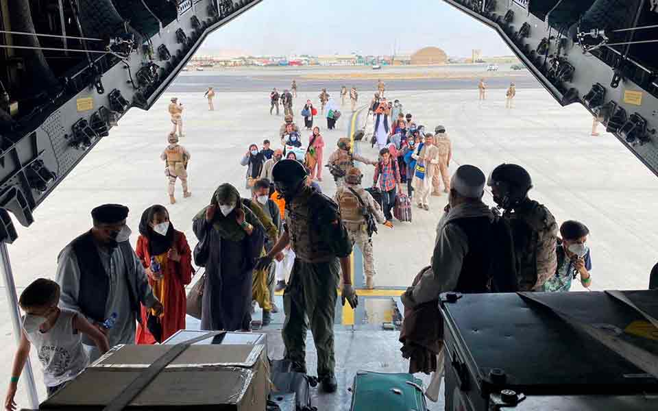 αφγανός-διεθνής-ποδοσφαιριστής-μετα-561470161