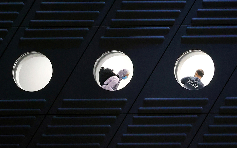 αφγανιστάν-ώρα-μηδέν-για-τις-πτήσεις-δ-561478627