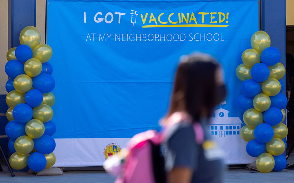 κορωνοϊός-πόσο-κοντά-βρισκόμαστε-σε-έ-561479779