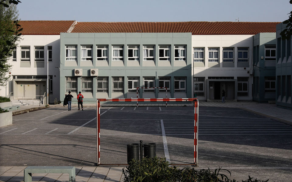 σχολεία-ανοίγουν-13-σεπτεμβρίου-με-πιστ-561464053