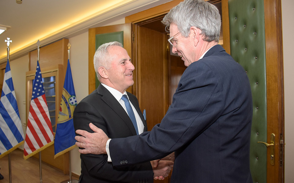 ανασχηματισμός-συγχαρητήρια-τζέφρι-561480454