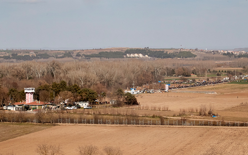 τουρκικά-μμε-νεκρός-τούρκος-στον-έβρο-561453640