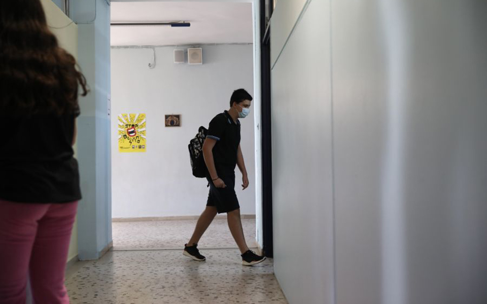 σκέρτσος-τα-σχολεία-δεν-πρόκειται-να-ξ-561478969