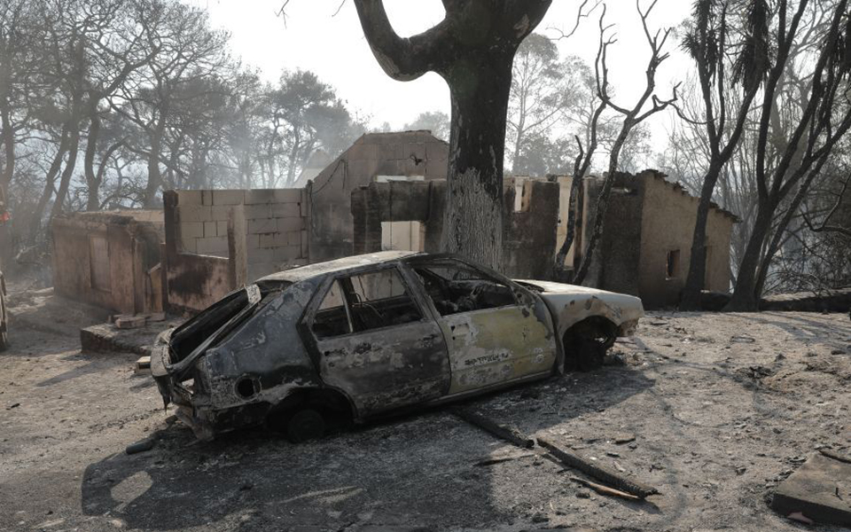 φωτιά-στην-αχαΐα-βελτιωμένη-η-εικόν-561453523