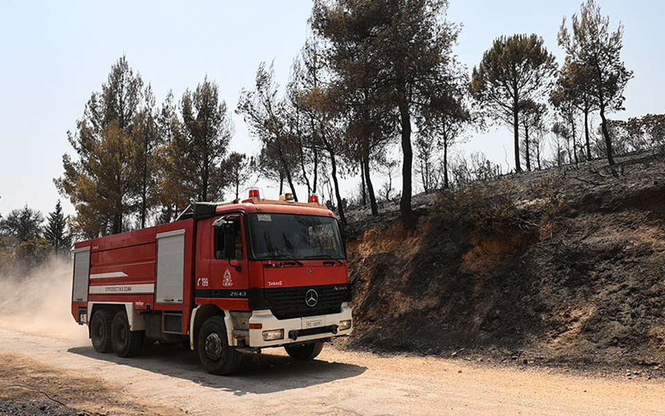κρήτη-φωτιά-στο-οροπέδιο-λασιθίου-δ-561474655