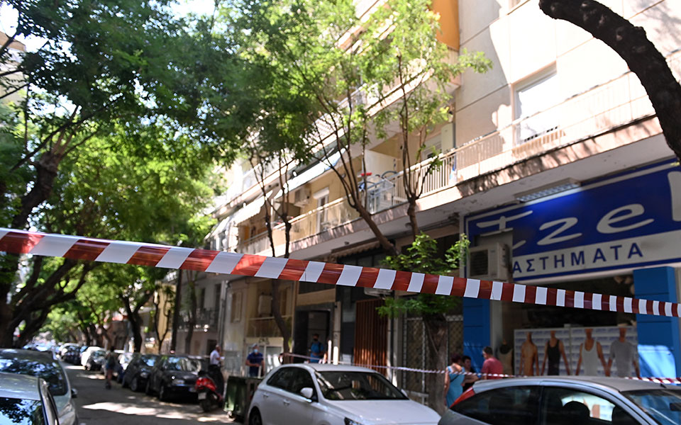 γυναικοκτονία-στη-θεσσαλονίκη-στα-χέ-561473116