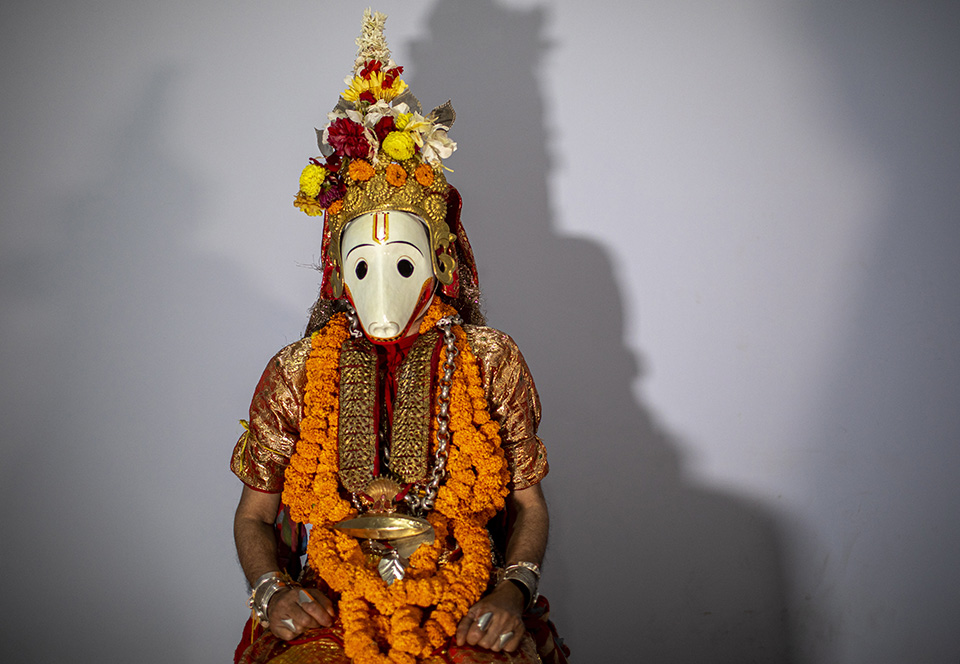 Ενας απαραίτητος θεός