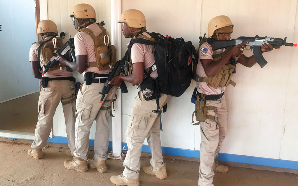 νίγηρας-16-στρατιωτικοί-νεκροί-σε-επίθε-561475579