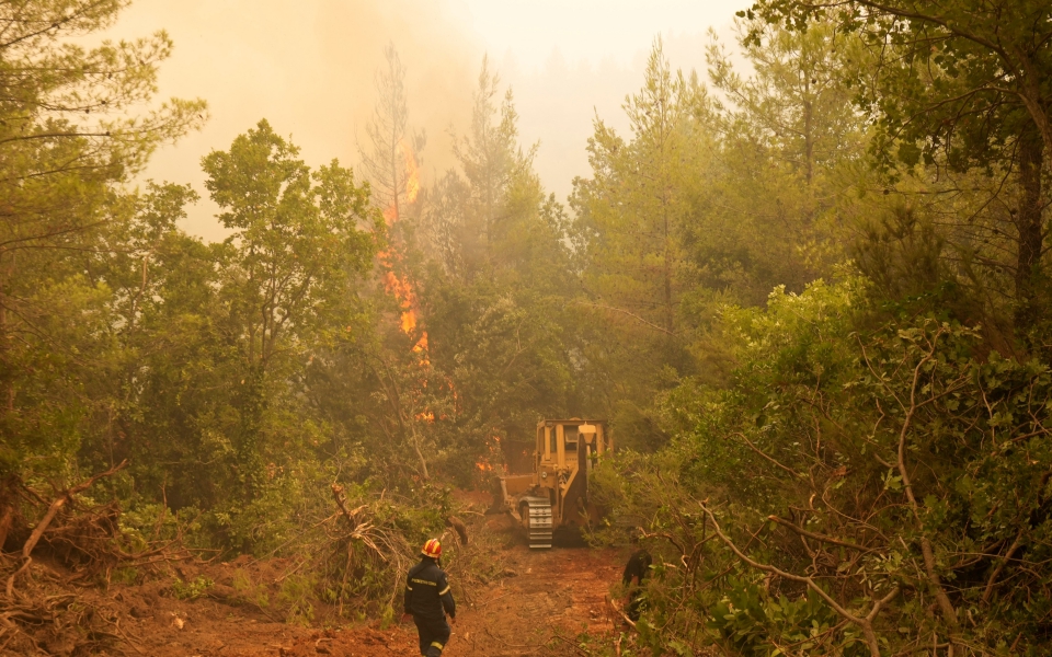 φωτιά-στην-εύβοια-νέο-μέτωπο-στο-ασμήν-561462928