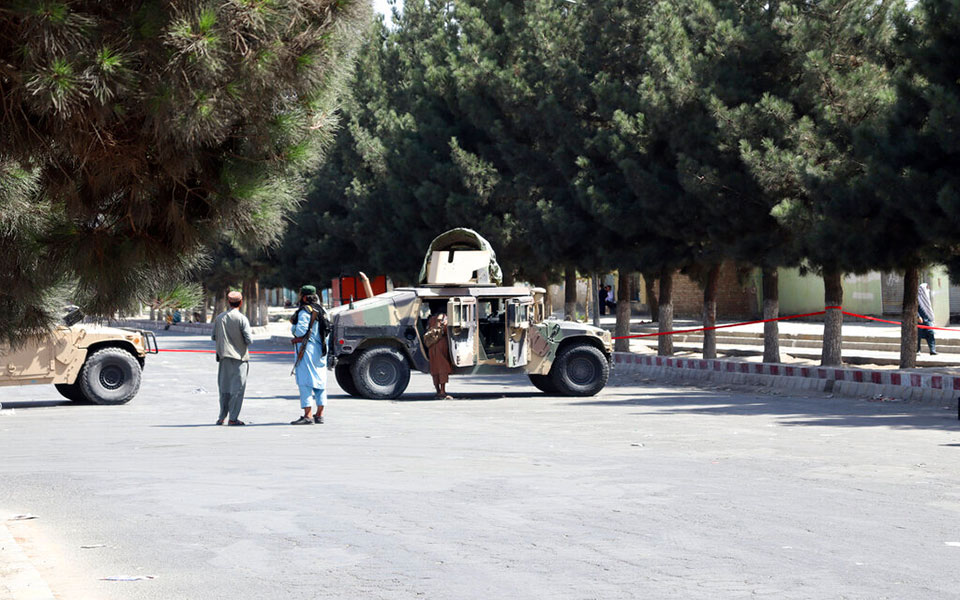 αφγανιστάν-οι-ταλιμπάν-καλούν-τις-γυν-561478285