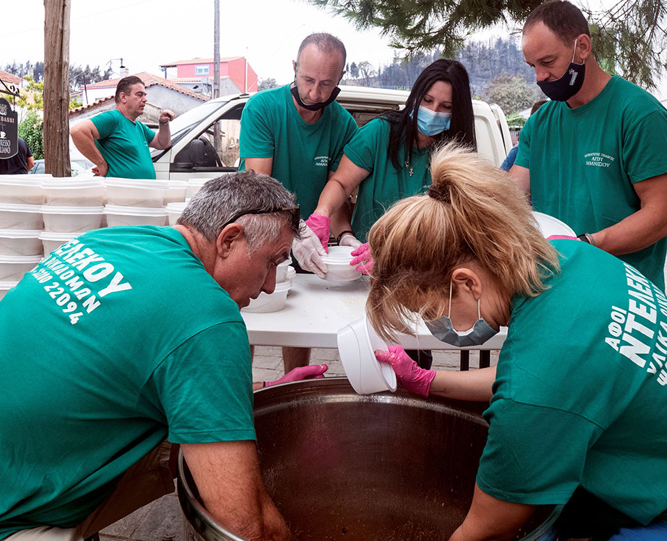 «Ο τόπος μας καταστράφηκε ολοκληρωτικά» – Κάτοικοι της Εύβοιας μιλούν στην «Κ» για τον εφιάλτη-8