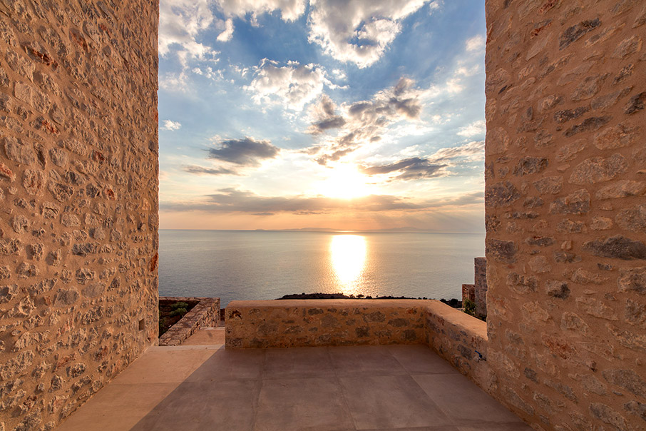 Αξέχαστη εμπειρία διακοπών στο Ariá Estate Suites & Spa της Μάνης-1