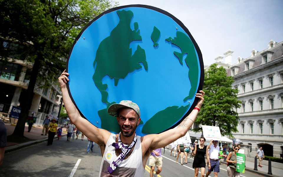 κλιματική-αλλαγή-σε-κόκκινο-συναγερ-561462634